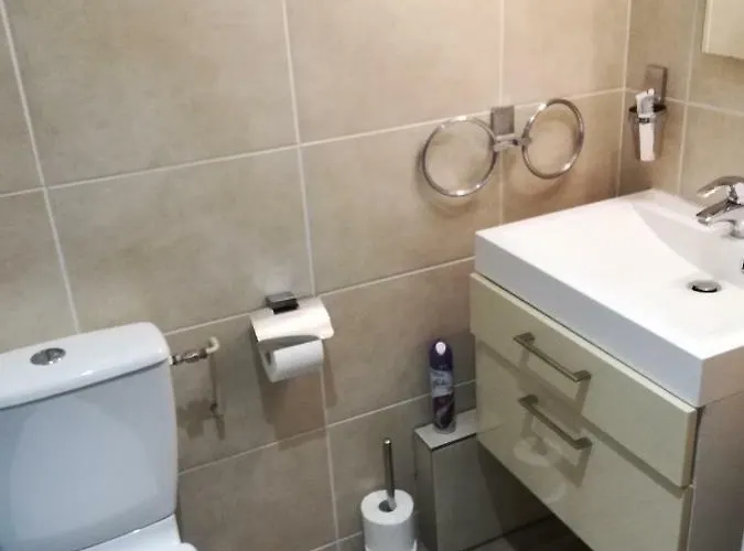 Hotel Jacaranda De Banaudon - Chambres D'hotes- Petits Dejeuners Inclus -guest , Breakfast Included - Coeur De