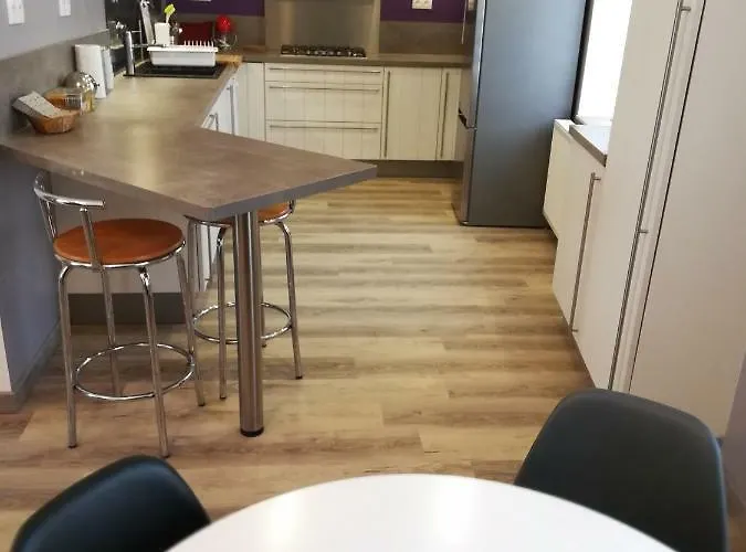 Hotel Jacaranda De Banaudon - Chambres D'hotes- Petits Dejeuners Inclus -guest , Breakfast Included - Coeur De *